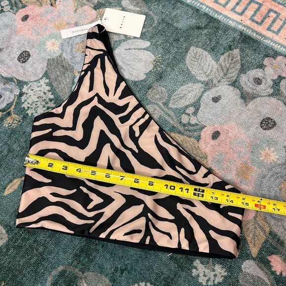 NWT Baiia Swim Bikini Top 14 Black Animal Print Reversible Wrap Tan One Shoulder - Picture 5 of 13